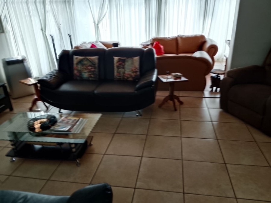 3 Bedroom Property for Sale in Flimieda North West